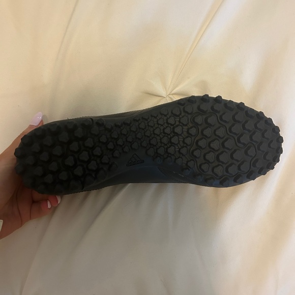 Adidas Unisex Turf Cleats (Tags On) - Picture 5 of 5